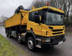2014 Scania 8x4 P370 Tipper